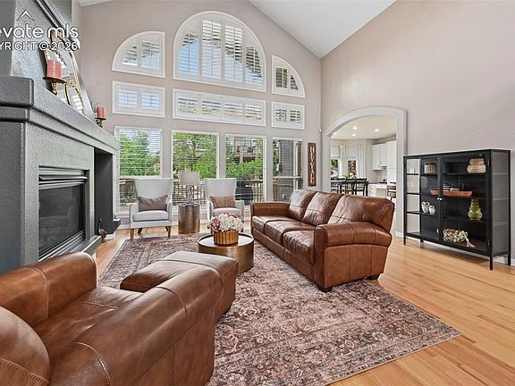 3rd image of 12578 Broad Oaks Dr