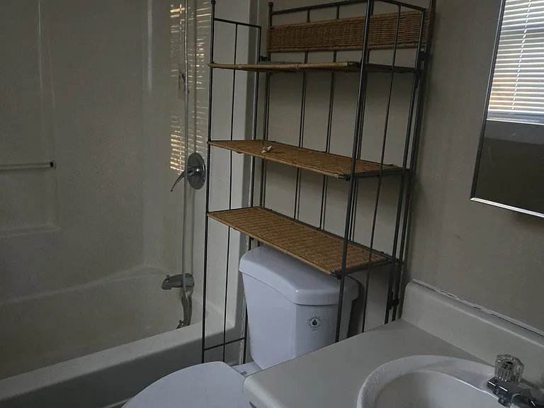 228 Brackett Ridge Rd #G — Photo 11