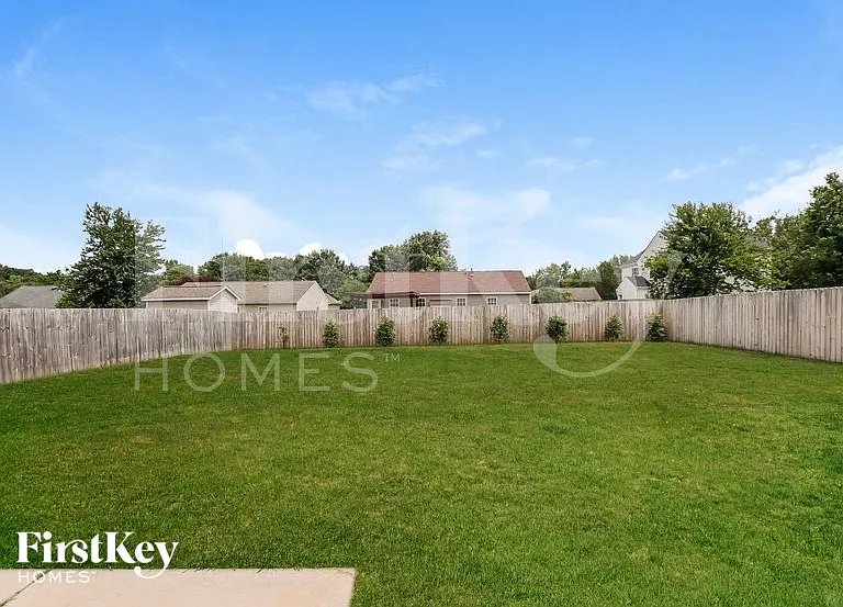 3907 Cardinal Bluff Ln — Photo 15