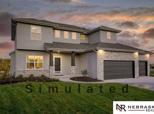 3818 Prairie Breeze Rd, Lincoln, NE 68516