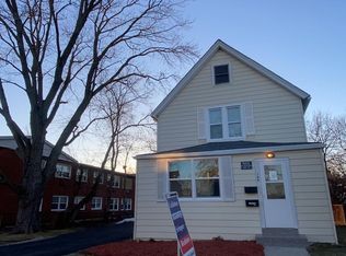 144 N Butrick St #2, Waukegan, IL 60085