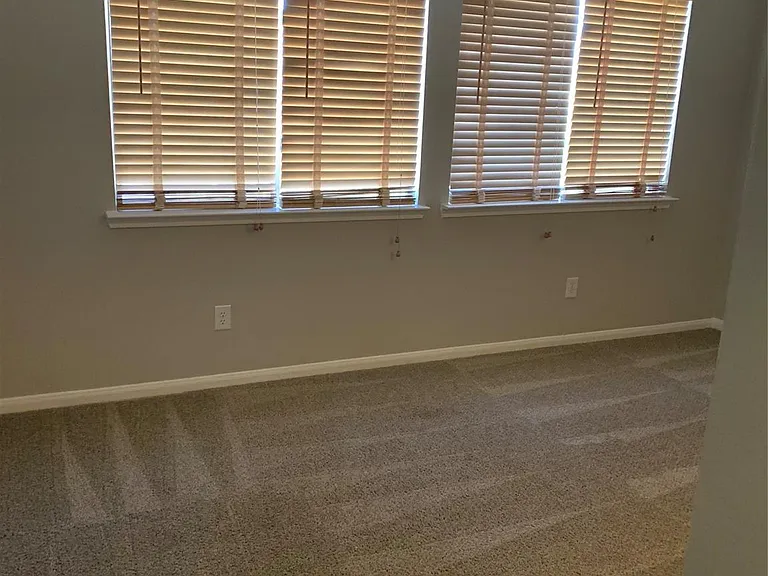 1606 Misty Fawn Ln — Photo 5