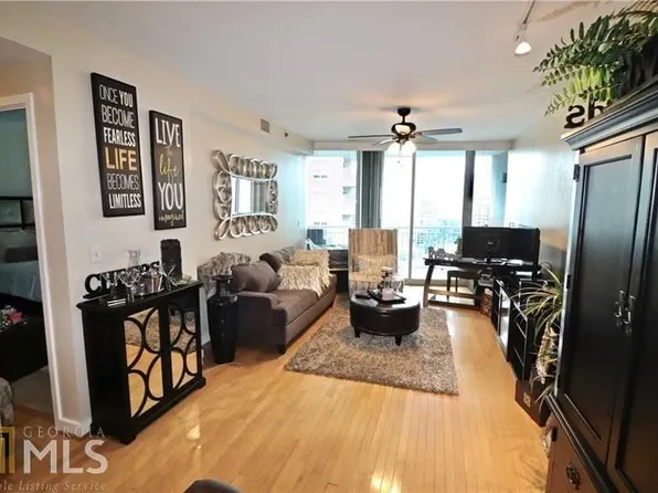 3338 Peachtree Rd NE, Atlanta, GA 30326