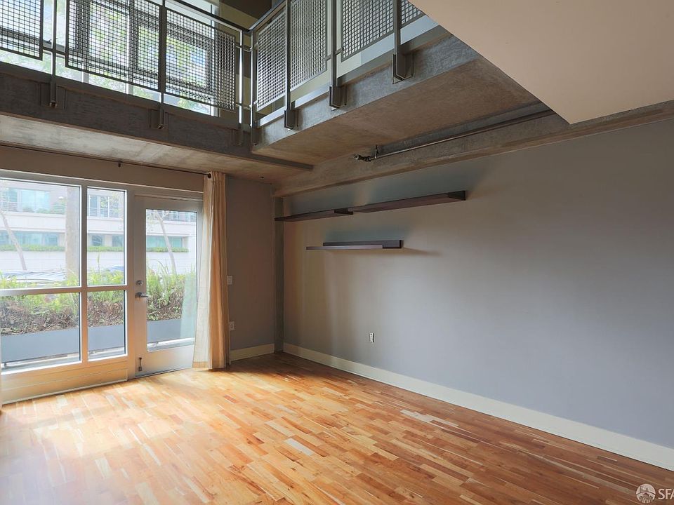 1st image of 200 Brannan St APT 125