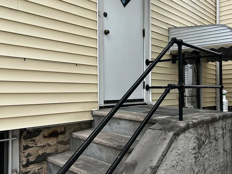 Kimball Ave — Photo 6