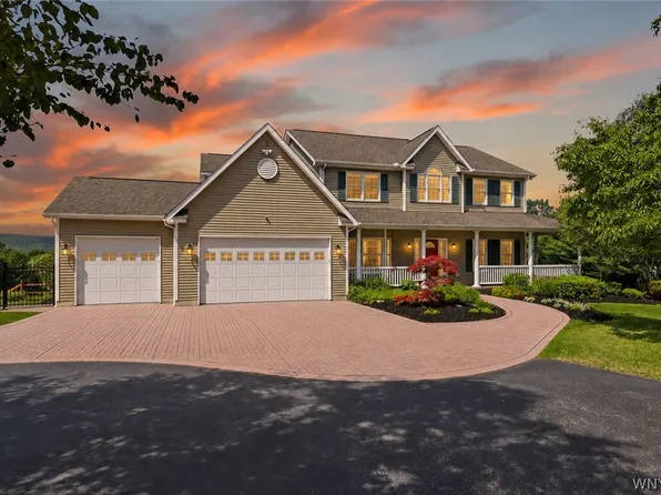 7661 Abbott Hill Rd, Boston, NY 14025