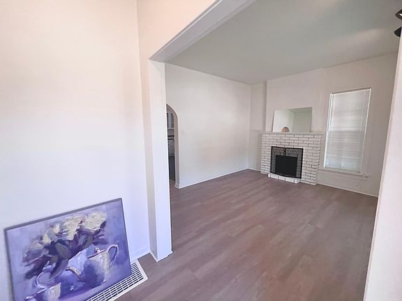 Entry & living room