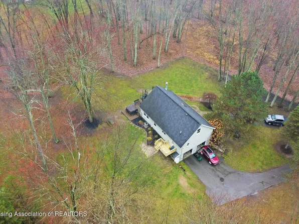 10583 S Woodbury Rd, Laingsburg, MI 48848