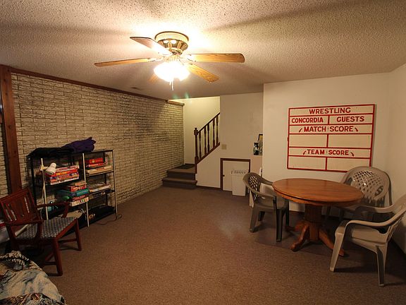 4th image of 205 Parkcrest Dr