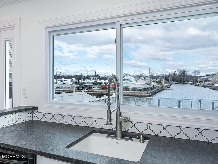 58 E Lagoona Dr — Photo 7