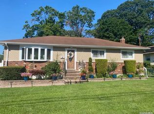 966 Otsego Rd, West Hempstead, NY 11552
