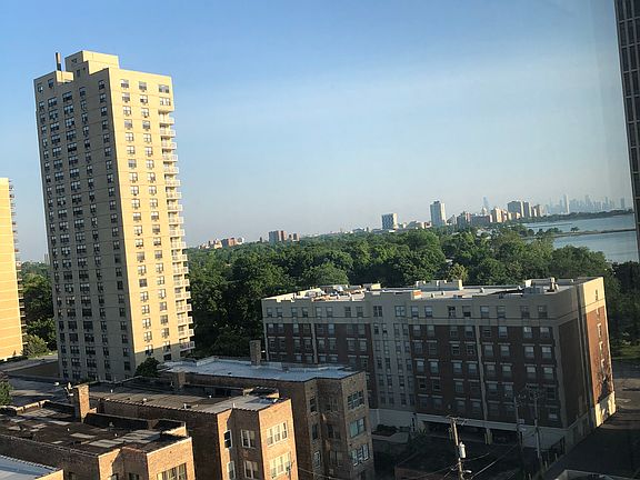 4th image of 6730 S South Shore Dr APT 1104
