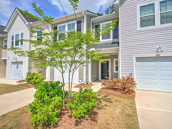 2nd image of 8052 Reagan Way
