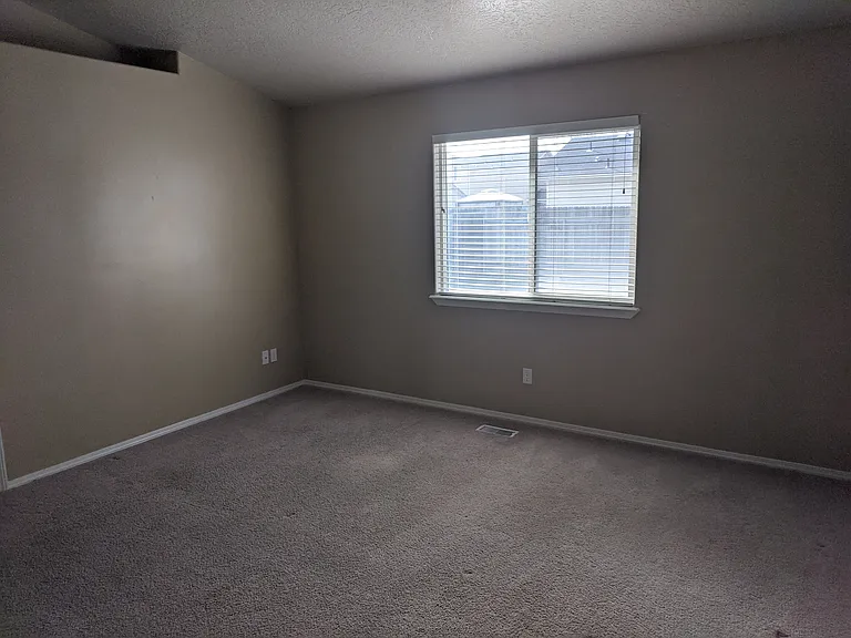 2041 W Swallowtail Pl — Photo 9