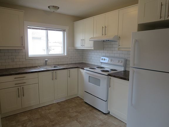 2nd image of 3903 43rd Ave #0