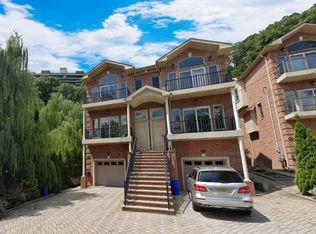 814 Undercliff Ave #814, Edgewater, NJ 07020