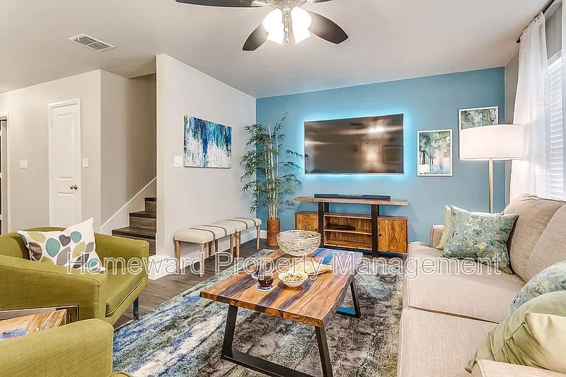 3 bed, 2.5 bath, 1759 sqft, $1,950 — Photo 4