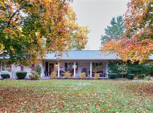 1251 3rd St SW, New Philadelphia, OH 44663