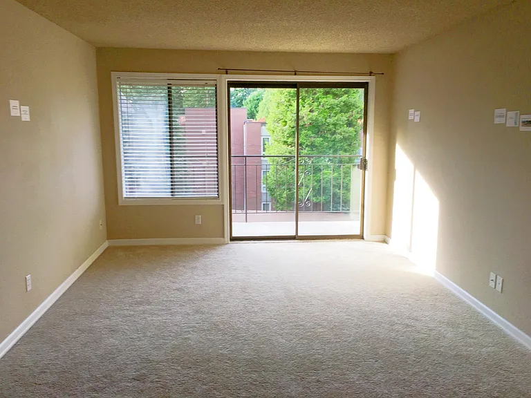 750 N 143rd St #312 — Photo 5
