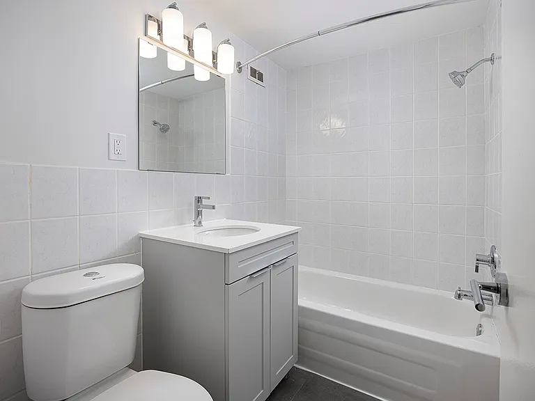 40 McKay Rd #104 — Photo 13