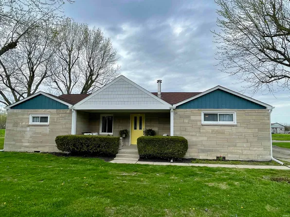 7700 W Cornbread Rd, Yorktown, IN 47396