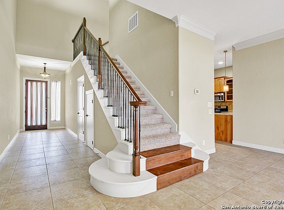 3rd image of 13518 Able Creek Dr