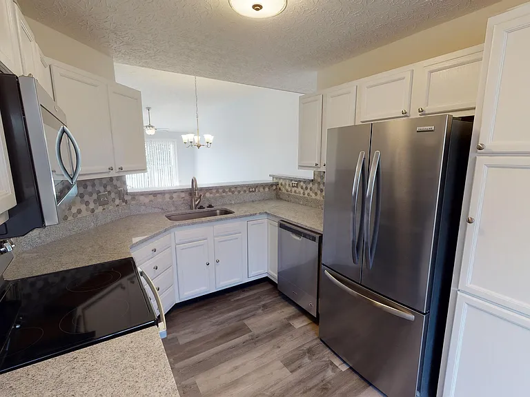 6727 Cloudscape Way — Photo 32