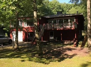 7 Pond Ln, Rock Hill, NY 12775