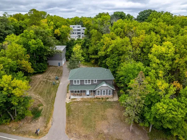 4680 N Shore Dr, Mound, MN 55364
