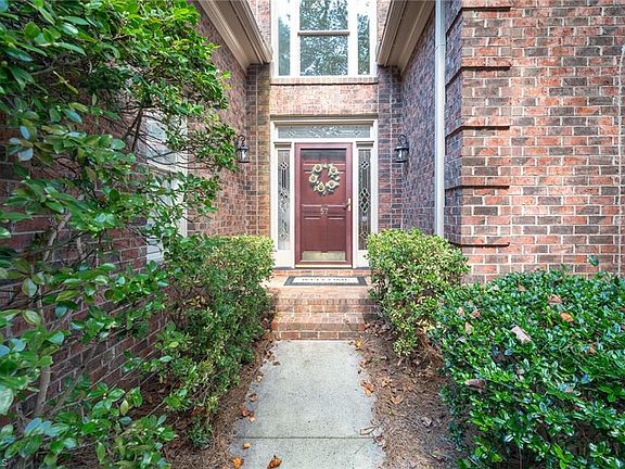 3rd image of 57 Kinglet Cir
