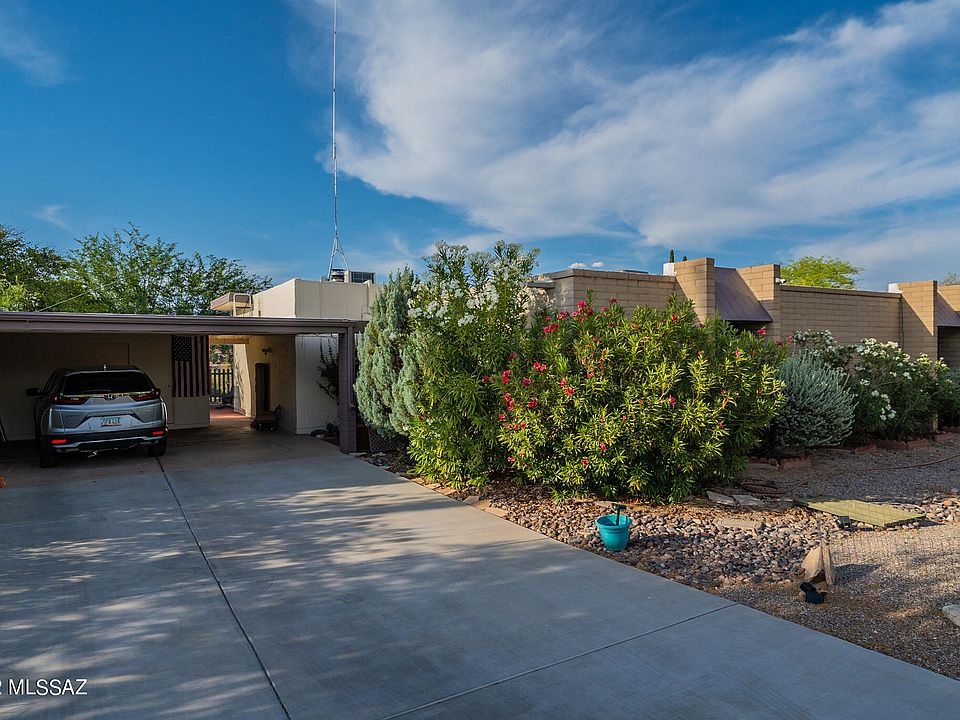 1st image of 9855 E Desert Vista Pl
