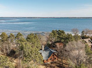 N13568 Pinewood Dr, Necedah, WI 54646