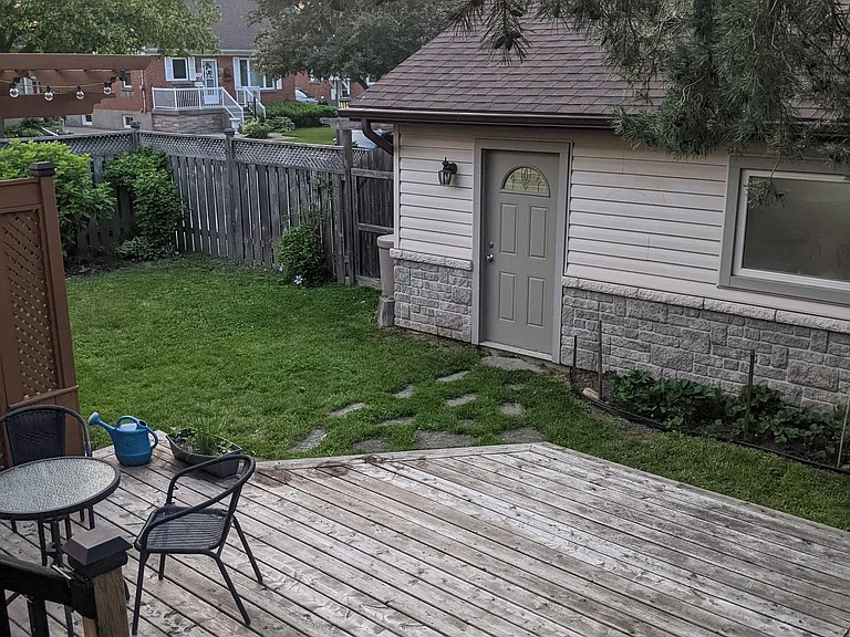 257 Dundonald Ave — Photo 21