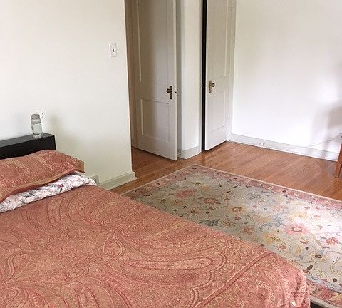 5th image of 25 Woodale Ave