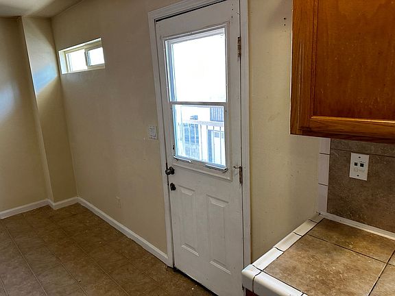 5th image of 2669 Sunny Ln APT B