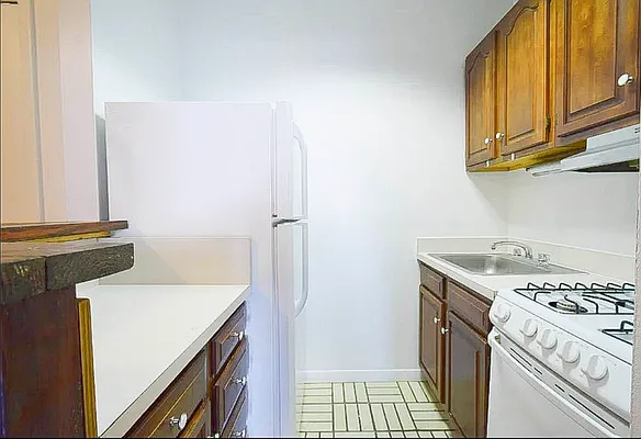 Rented by Cayenne Realty Group | media 2