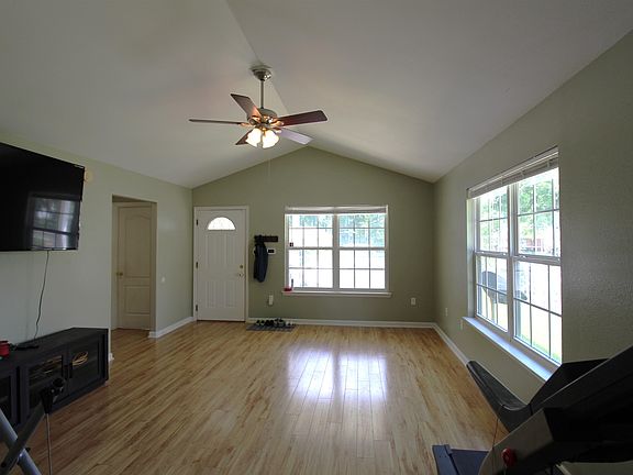 4th image of 1628 Dr Martin Luther King Jr Mem Rd