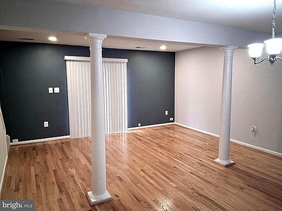 3rd image of 121 Firethorn Ct #11-5