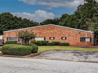 2606 Branchwood Dr #H, Greensboro, NC 27408