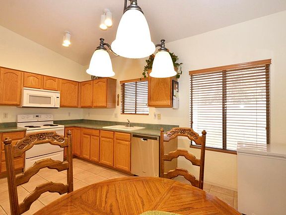 5th image of 962 S Tucana Ln