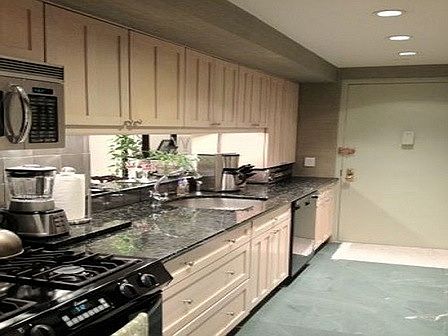 1st image of 54 Willow St #Tb