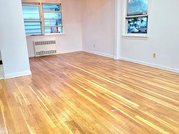 5th image of 13045 149th St