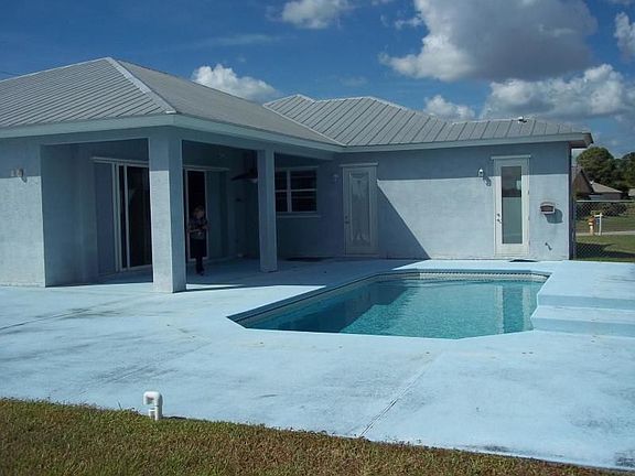 5th image of 2643 SW Harem Cir