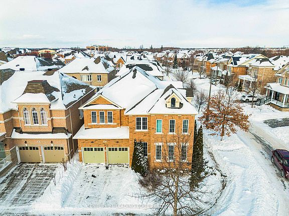 2nd image of 49 Stonechurch Cres