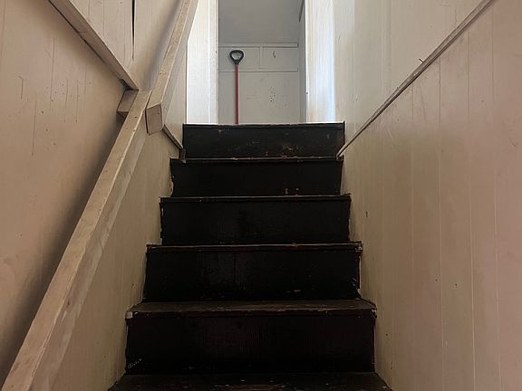2nd image of 126 E North Ave