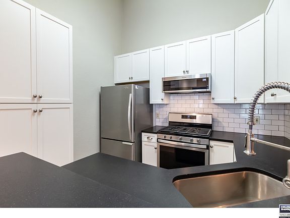 4th image of 13810 Sutton Park Dr N APT 1236