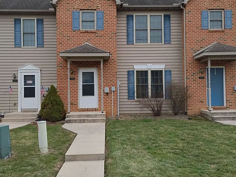1970 Ashley Dr — Photo 1