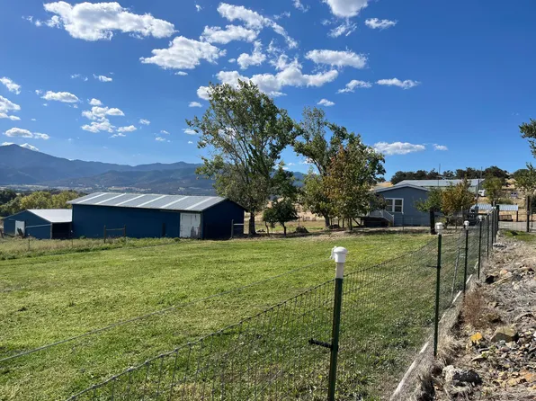 4234 Payne Rd, Medford, OR 97504