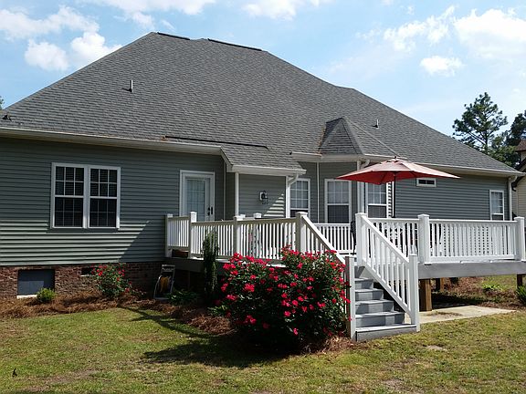 Large Deck!