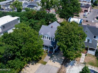 92 Navesink Ave, Highlands, NJ 07732